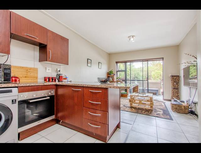 1 BEDROOM APARTMENT FOR SALE IN JACKAL CREEK GOLF ESTATE